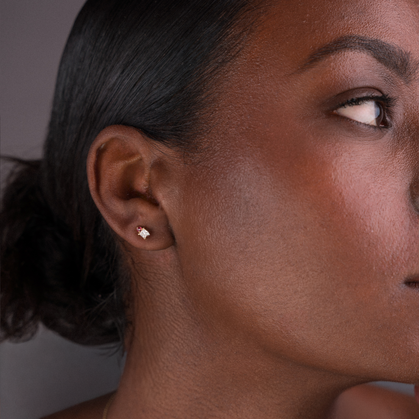 עגיל כתר רובי